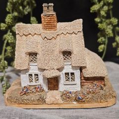 VINTAGE Collectible Lilliput Lane "Clare Cottage" 1985