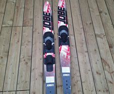 water skis