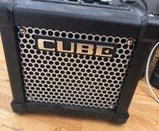Roland Micro Cube GX
