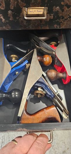 metal set of drawerw