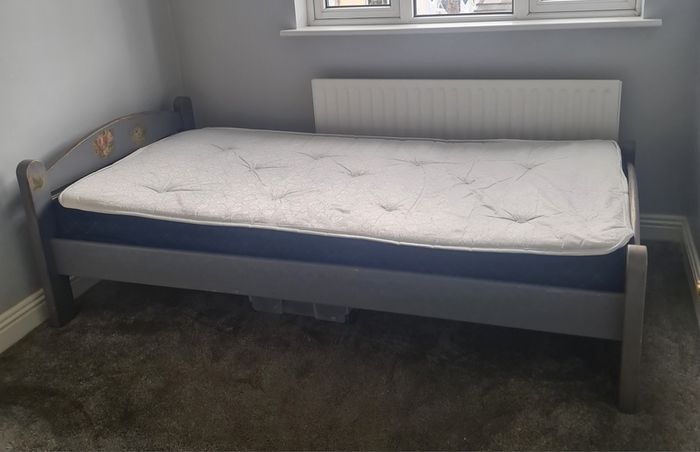 single bed