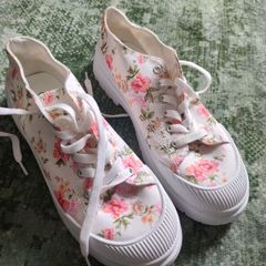 woman shoes