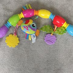 Buggy play arch