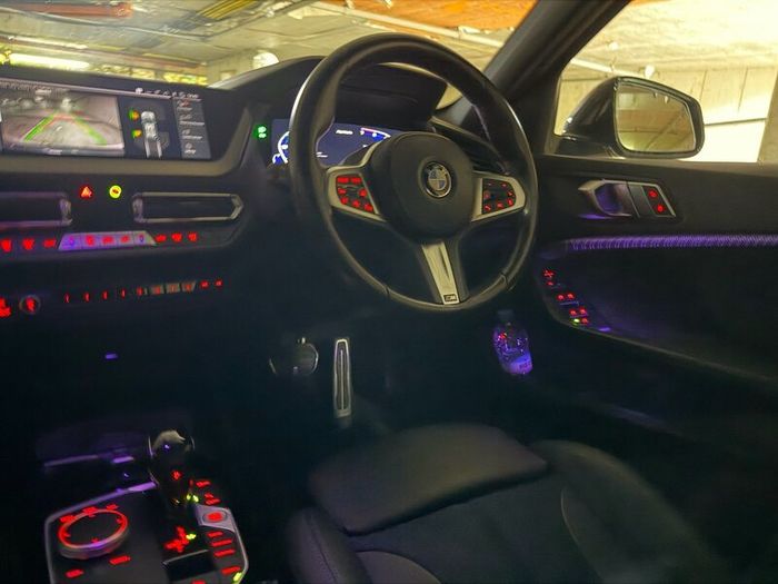 BMW 1 serie 118i luxury Trim