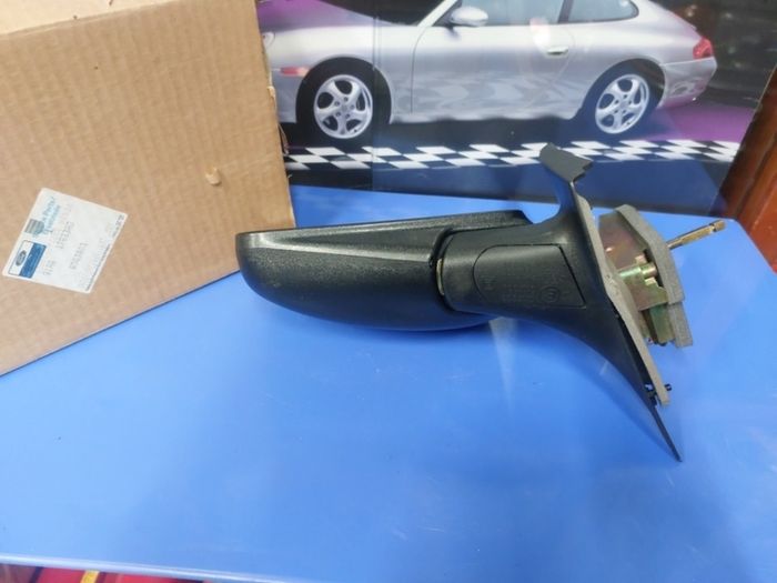Mk5 escort passenger door mirror