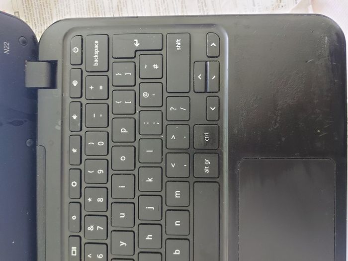 Lenovo Chromebook, Model N22-20, in excellent condition, Powerwashed and ready to go