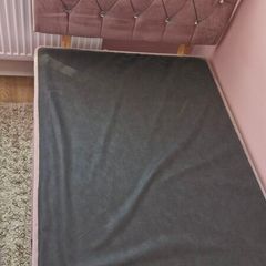 Single bed