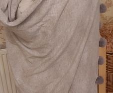Ladies scarf/shawl