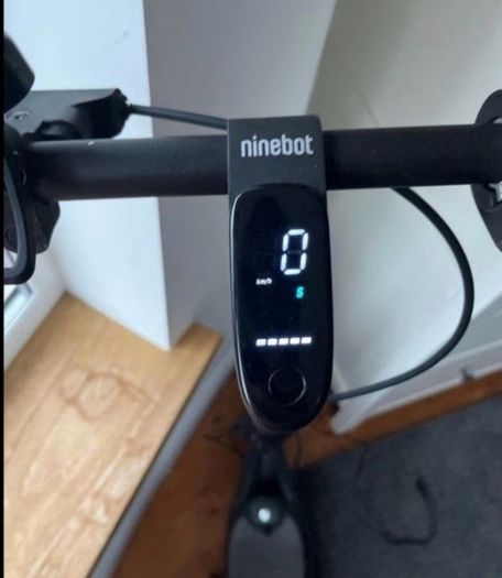 Electric scooter
