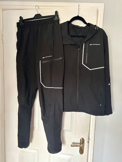 Monterrain tracksuits
