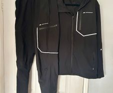 Monterrain Size S/M Black hoodie top