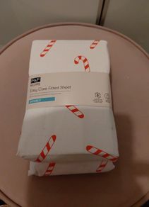 Double fitted easy care christmas sheet /bed linen