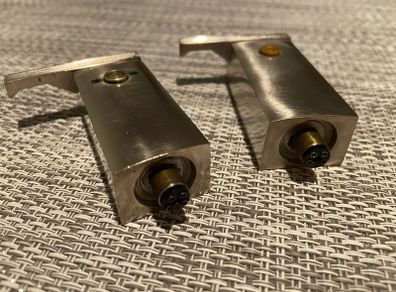 Two metal headshells for Lenco L59/L70 turntables record player Goldring
