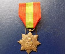 France.Family Medal in bronze.