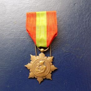 France.Family Medal in bronze.