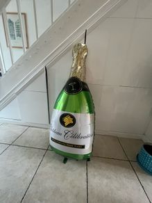 Large champagne bottle ballon