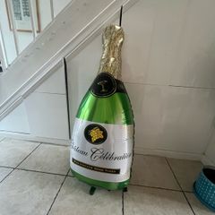 Large champagne bottle ballon