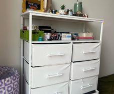 Chest of drawers