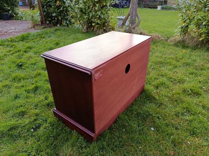 Vintage TV Stand