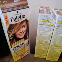 Hair shampoo colour