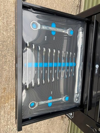 Brand New 7-drawer Tool Chest - Fully Loaded With Tools!