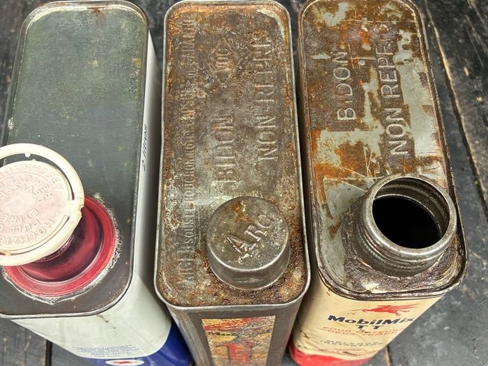 Vintage Mobil and Mobiloil Tins