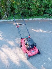 Sovereign lawnmower