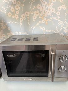 Hinari Microwave oven