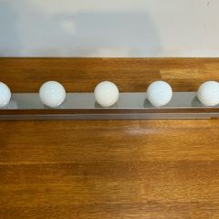 Bedroom/bathroom wall lights
