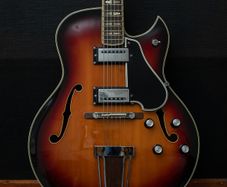 Yamaha AE11 Early 70's - Sunburst