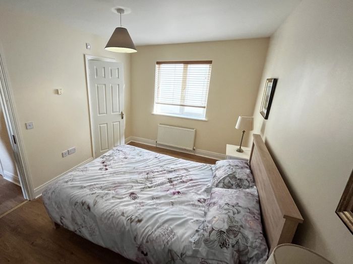 king size bed