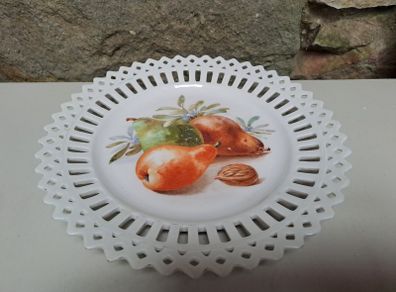 Ribbon plate fruit and nuts