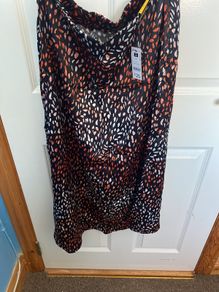 Dunnes Skirt BNWT size 10