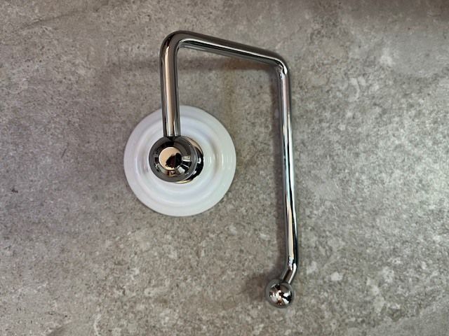 Quality Bathroom Accessories - Mirror, Wall Lights & Toilet Roll Holder