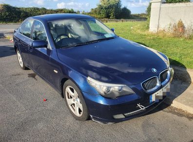BMW 5 series e60 deep sea blue a76