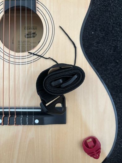 Gear4Music Hard Case and Rockstar Jnr. Classical Guitar