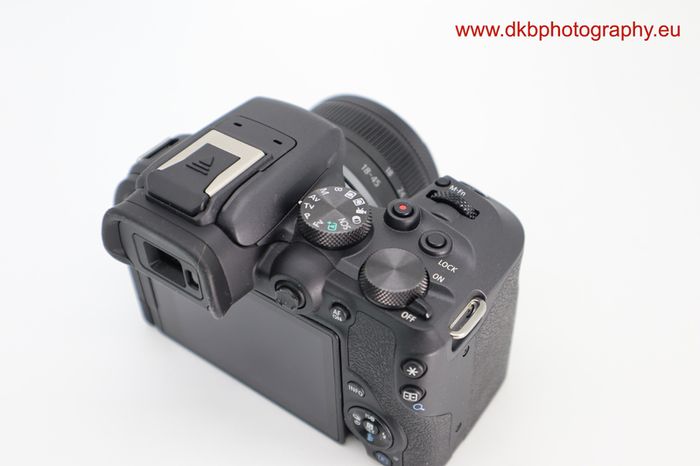 Canon Eos R10 Mirrorless Camera & Rf-s 18-45mm Lens #0537