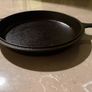 Vintage seasoned Kichly cast Iron pan, double handled Image 2