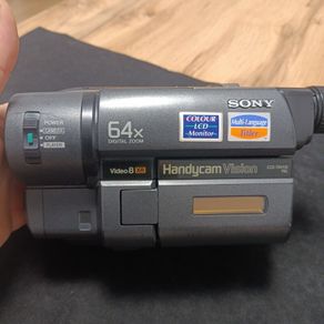 Sony Handycam CCD-TRV215 Video Camcorder
