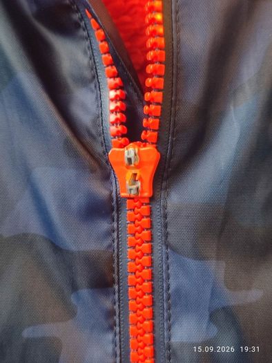 Mountain Warehouse Tidal Kids Waterproof Changing Robe  Size S