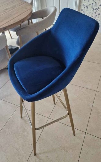 Navy bar stools x 5