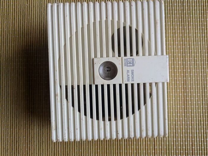 12V Smoke Alarms x 2