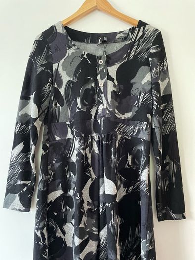 Izabel London ladies dress size 12 New without tags