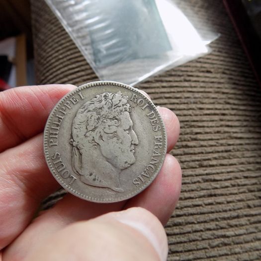 France 1833 W,5 francs.King Louis Philippe.90% silver.