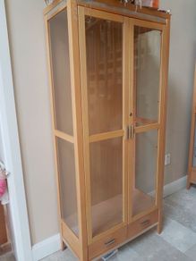 Display Cabinets 290 for the lot