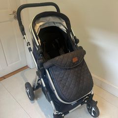 Heavy Duty Bassinet Pram/Stroller by Blahoo