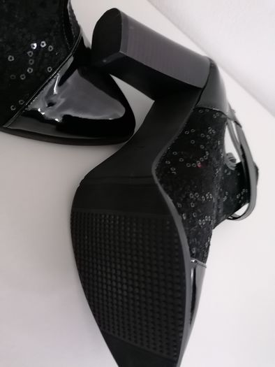 Black Boots