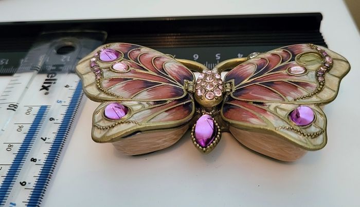 Trinket box
