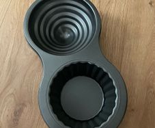 giant cupcake baking tin