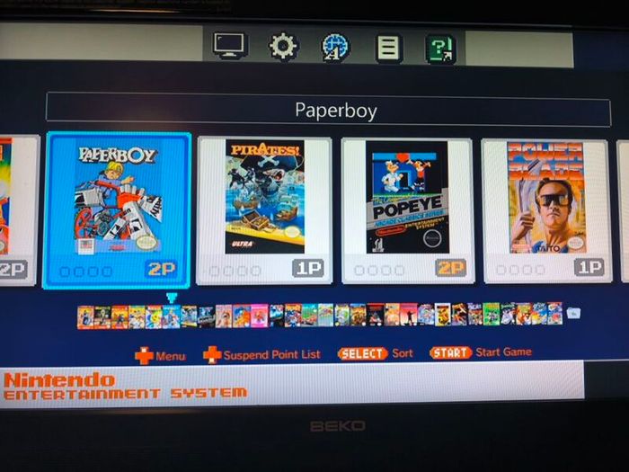 Nintendo NES mini with 140 games